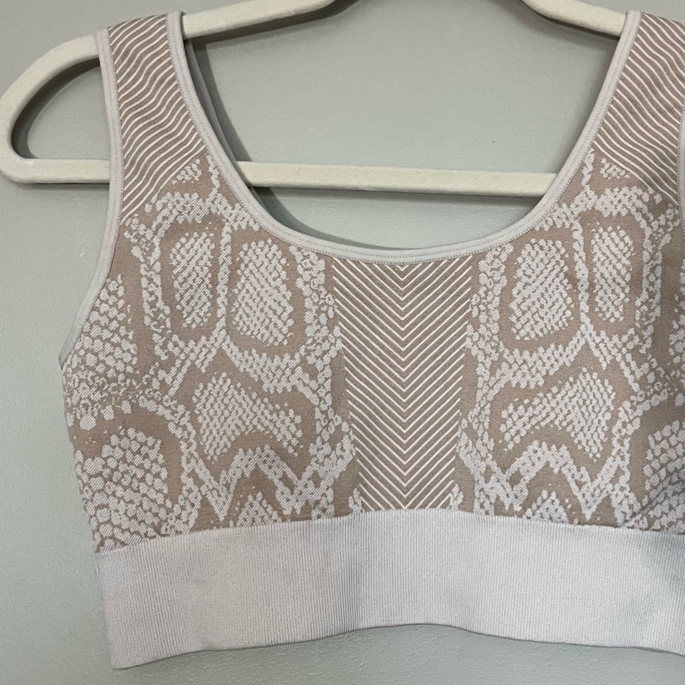 NEW Yoga Set- Matching Bra and Leggings - Picture 9 of 12